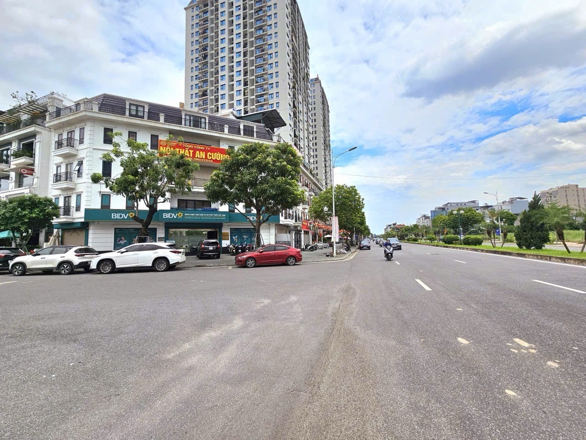 Bán nhà liền kề HC Golden City - 319 Hồng Tiến - 225m2 | 5 tầng | Mặt tiền 27m x 15m | Giá 130 tỷ - Ảnh 4