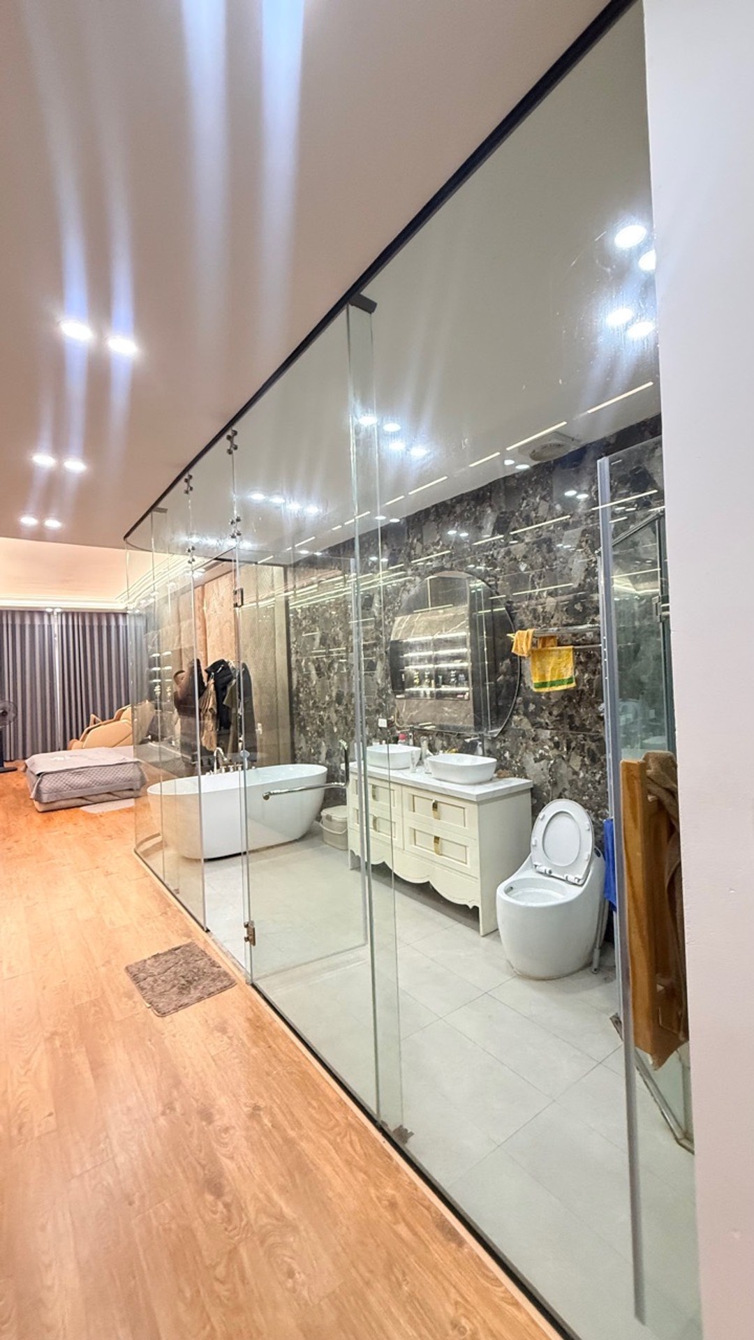 Bán nhà Nguyễn Văn Cừ - 80m2 | 7 tầng | 4,2m x 19m | Giá 27,8 tỷ - Q. Long Biên - Liên hệ 0982.497.846 - Nhà đẹp, Full nội thất cao cấp, Gara ôtô 7 chỗ, Cách mặt phố 50m - Ảnh 9