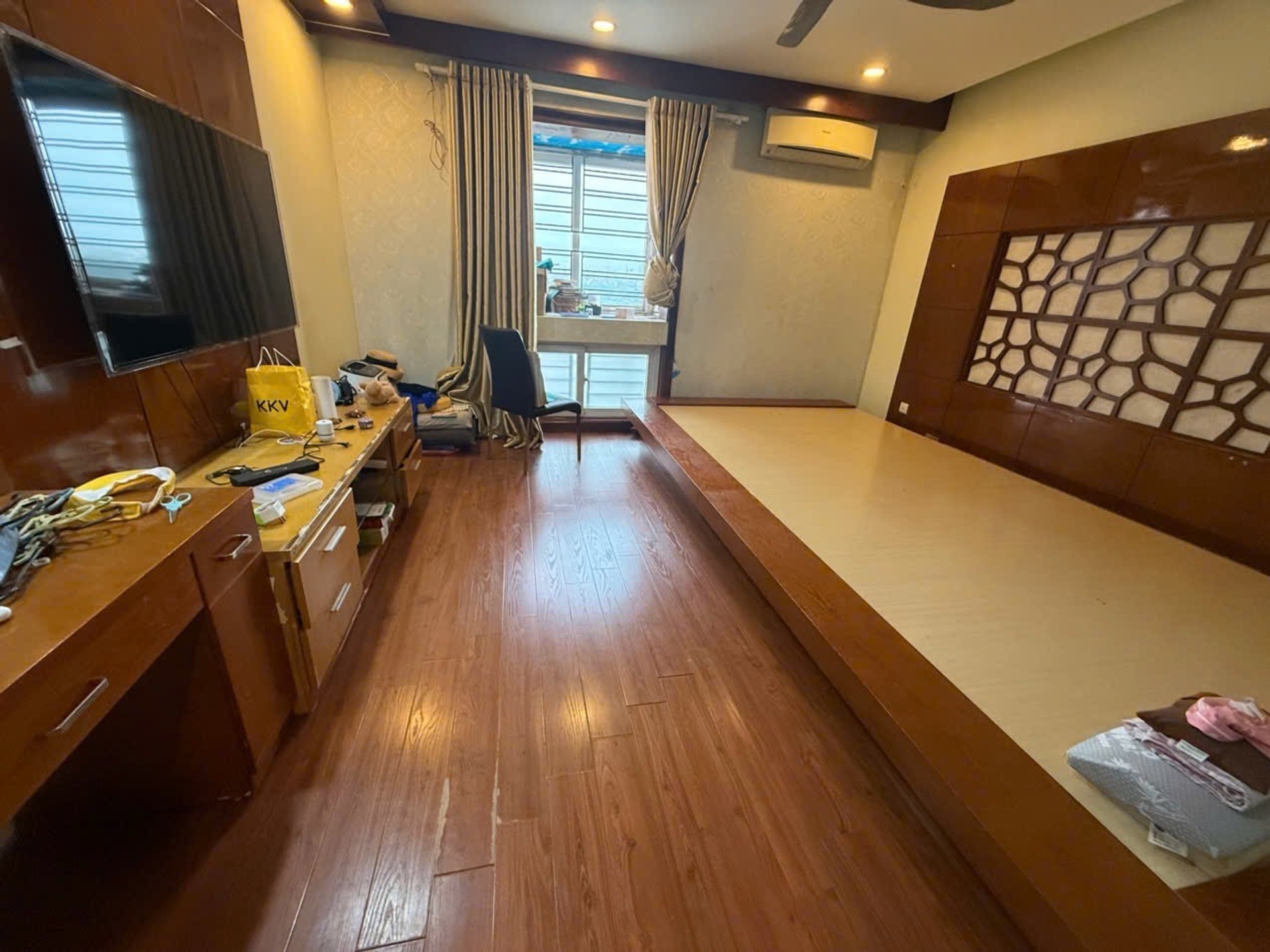 Bán chung cư CT17 Việt Hưng – 3PN | 2VS | 152,6m2 | Giá 9,8 tỷ | Tầng 9 – KĐT Việt Hưng – Đường Nguyễn Cao Luyện - Ảnh 4
