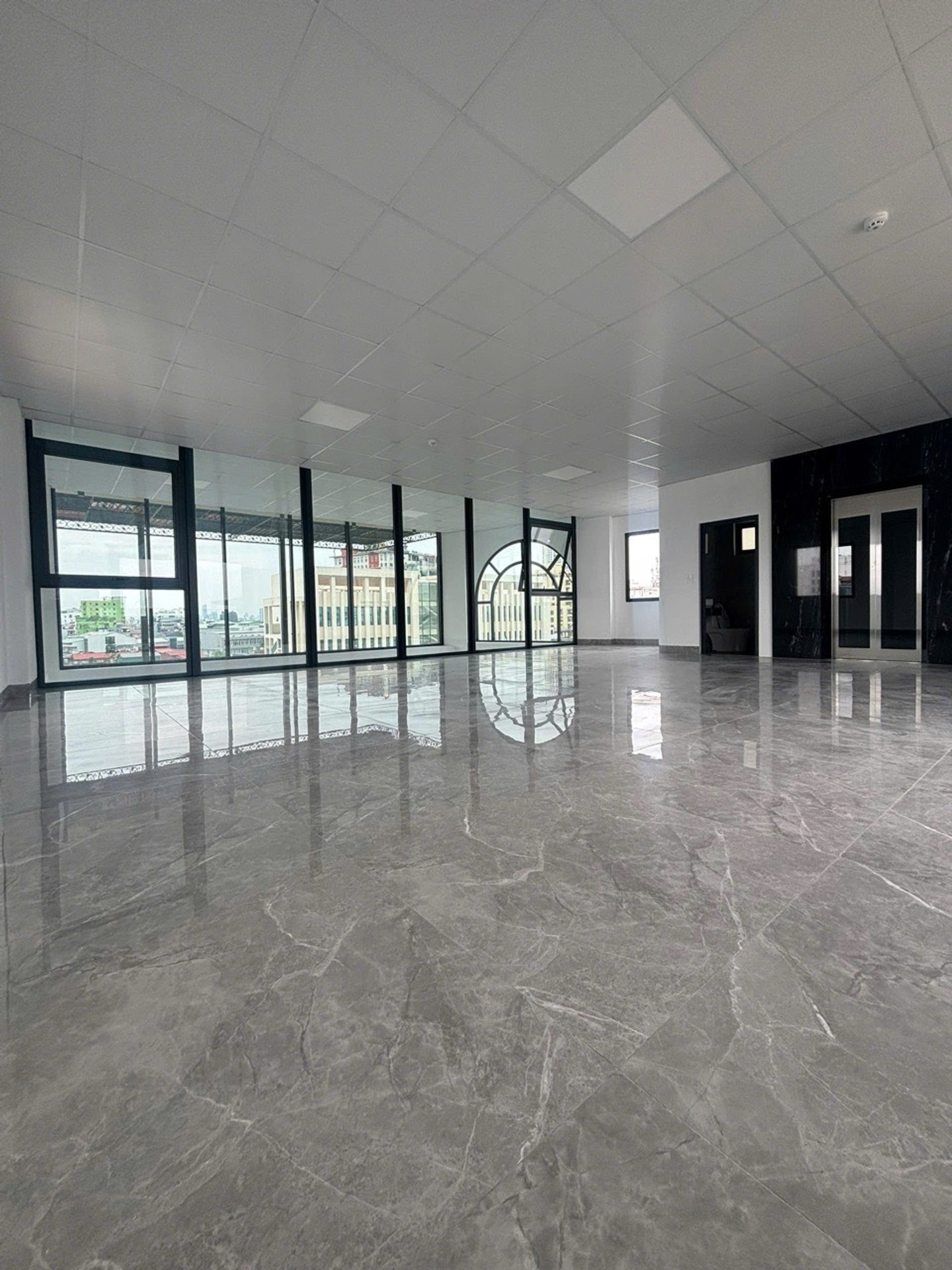 Bán nhà mặt phố Hồng Tiến - 160m2 | 9 tầng + 1 hầm | Mặt tiền 8m x 16m | Giá 68 tỷ - Ảnh 15