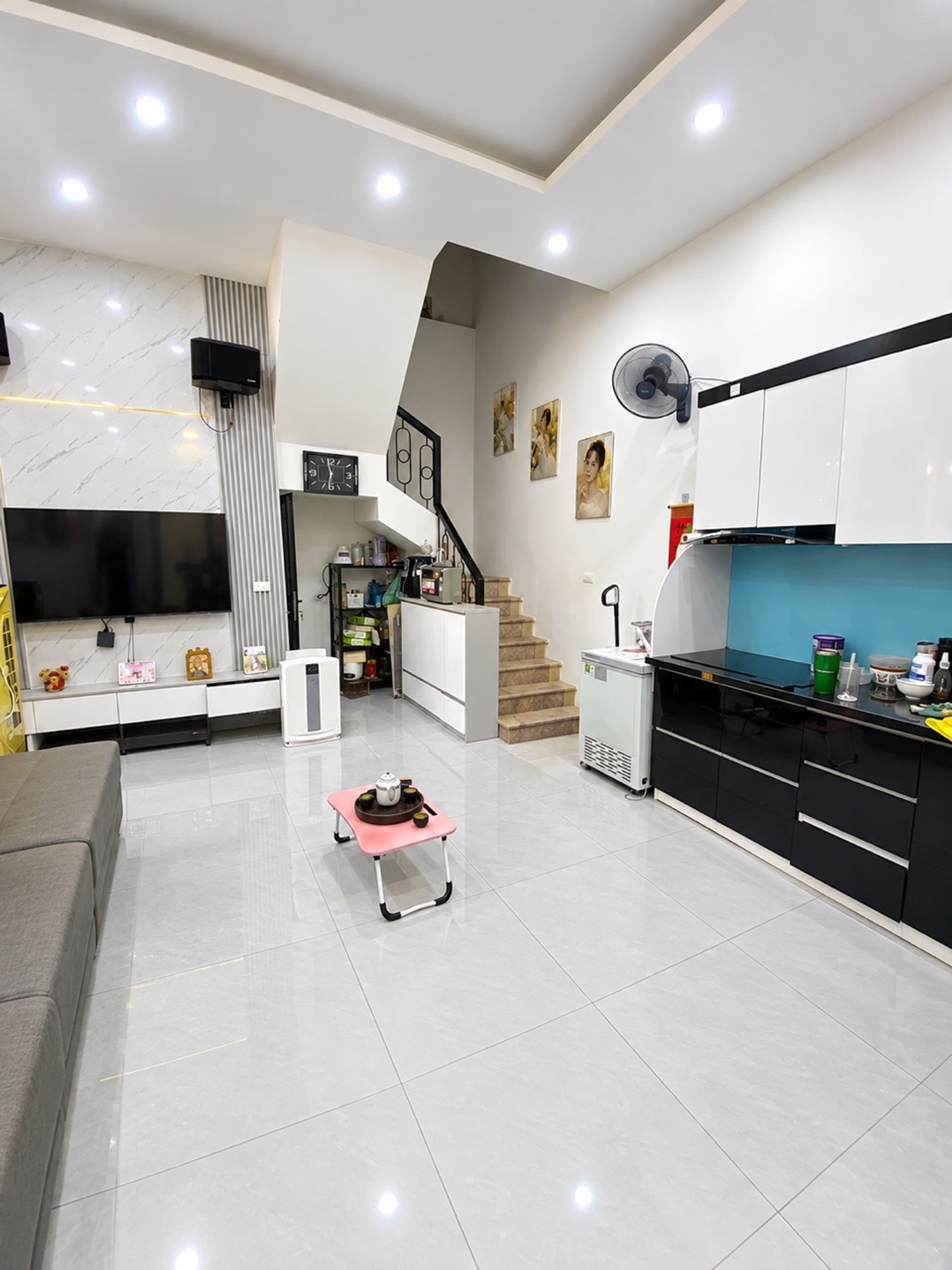 BÁN NHÀ MINH KHAI SÁT TIMES CITY – CÁCH MẶT PHỐ 50M, NGÕ THOÁNG, CHỦ HẠ 1 TỶ CÒN 9.8 TỶ
