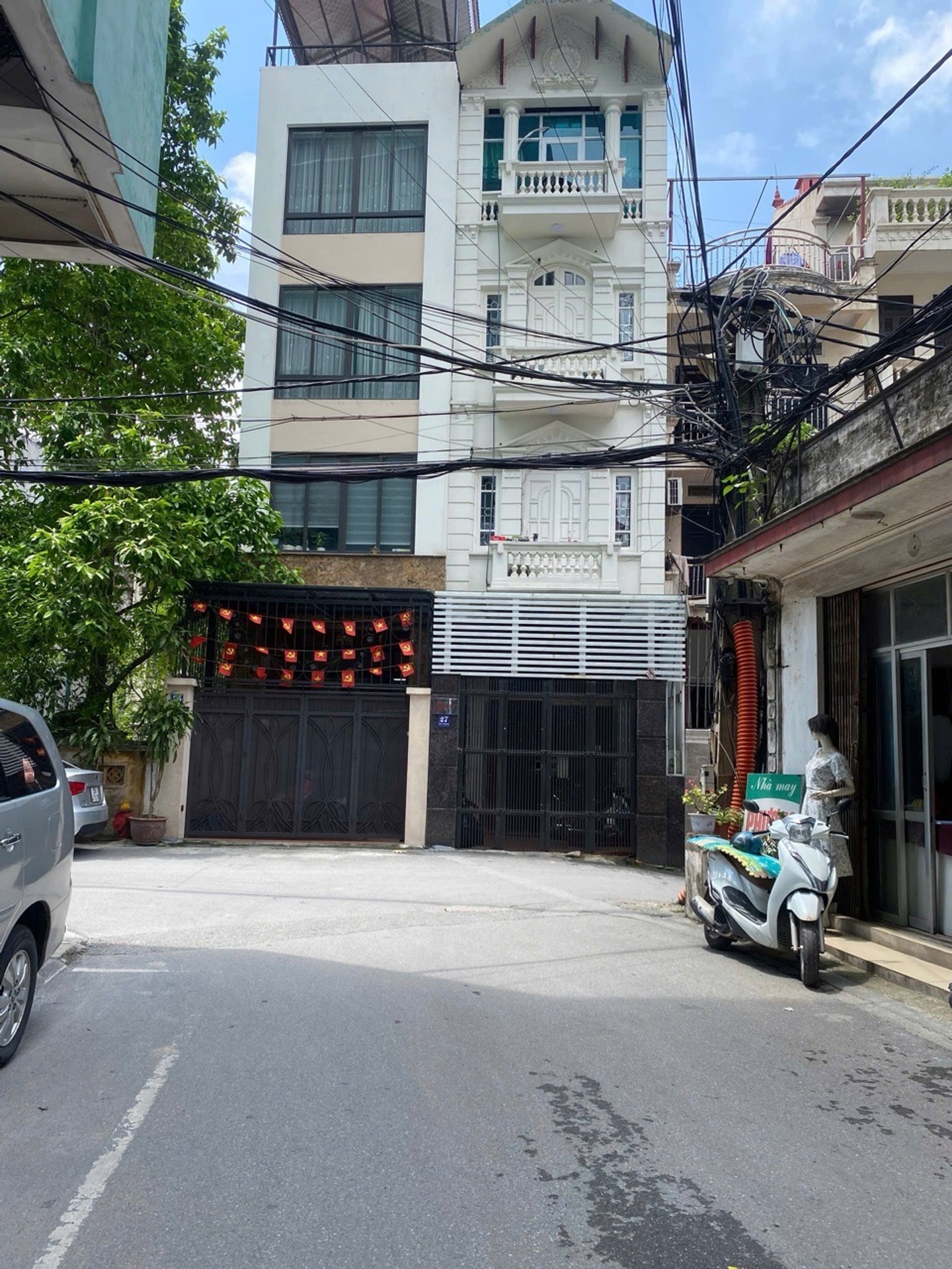 Bán nhà Ngô Gia Tự, Long Biên - 85m2 | 4 tầng | Mặt tiền 4,1m x 19,8m | Giá 18,5 tỷ - Ảnh 2