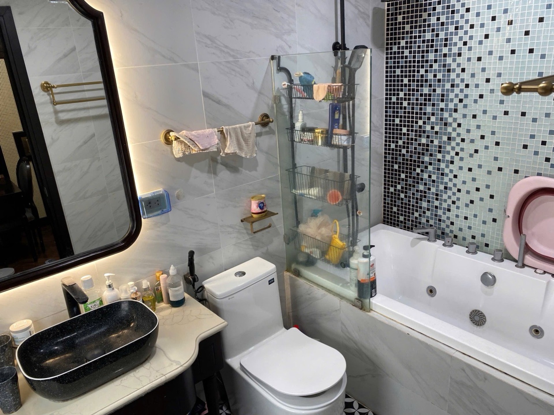 Bán chung cư Mipec Riverside, Long Biên – 3PN,2WC | 141m2 | Giá 16,8 tỷ – Lô góc, View sông Hồng, Nội thất tiền tỷ - Ảnh 2