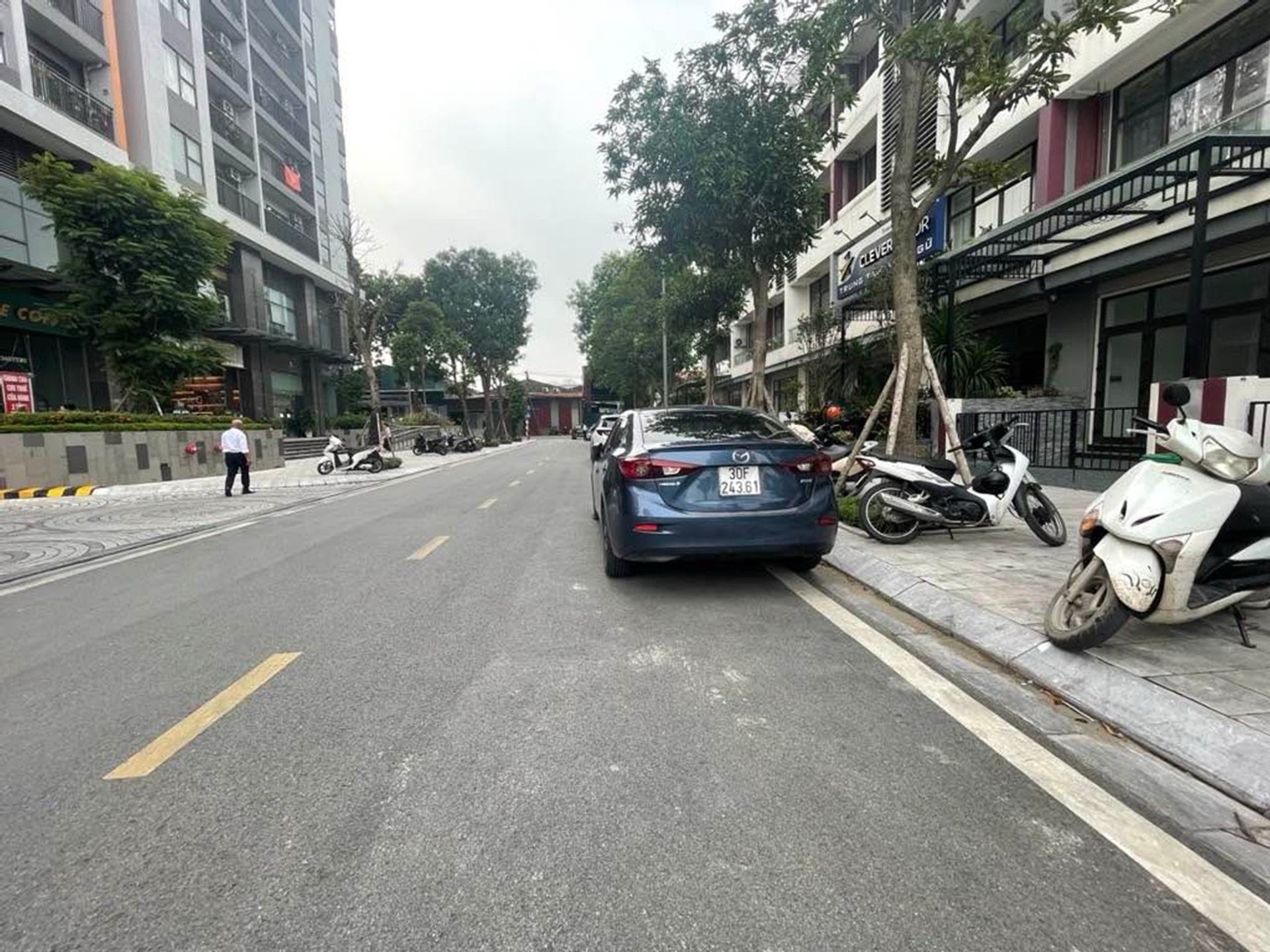 Bán Shophouse, Liền kề Bình Minh Garden – 79m2 | 4 tầng | Mặt tiền 4,5m x 17,5m | Giá 25 tỷ – 93 Đức Giang, Long Biên – Thang máy, Kinh doanh đỉnh, View chung cư, Sổ đỏ lâu dài Bán Shophouse, Liền kề Bình Minh Garden – 79m2 | 4 tầng | Mặt tiền 4,5m x 17,5m | Giá 25 tỷ – 93 Đức Giang, Long Biên – Thang máy, Kinh doanh đỉnh, View chung cư, Sổ đỏ lâu dài