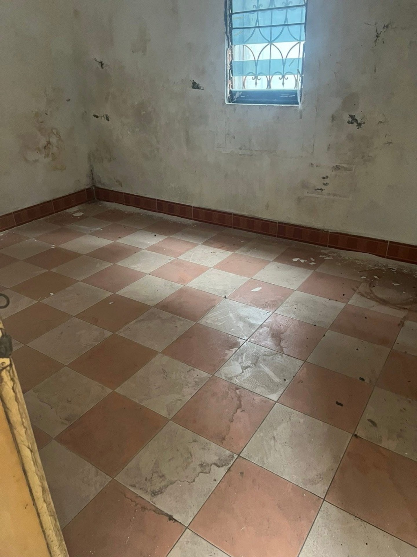 Bán nhà mặt phố Chính Kinh 81m2 | 4 tầng | 5,5m x 16m | Giá 26 tỷ - Q. Thanh Xuân - Liên hệ 0982.497.846 - Kinh doanh sầm uất, Nhà cũ, chủ nhà xác định bán đất - Ảnh 3