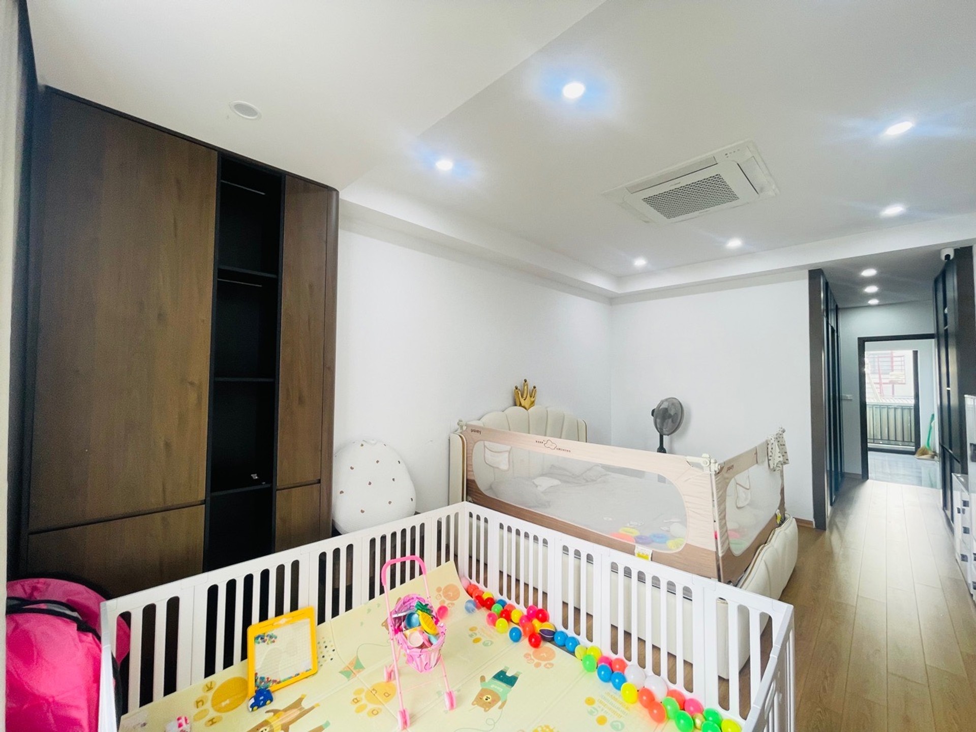 Bán nhà Hoa Lâm - 64m2 | 6 tầng | 3,9m x 16,2m | Giá 18,5 tỷ - Q. Long Biên - Liên hệ 0982.497.846 - Nhà đẹp mới tinh, Thiết kế hiện đại, Vị trí hiếm, Thang máy, Full nội thất, Mặt ngõ ôtô vào tận nhà, Chỉ 10m ra phố - Ảnh 16
