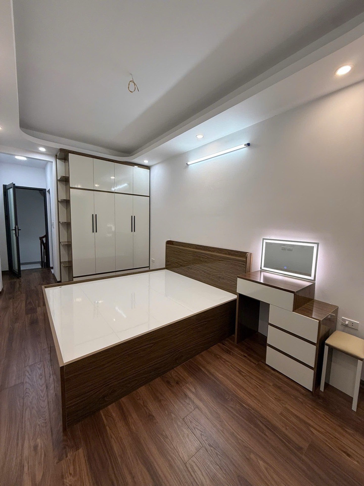 Bán nhà Việt Hưng, Long Biên - 30m2 | 5 tầng | 3,1m x 9,9m | Giá 7,95 tỷ - Full nội thất, 3 phòng ngủ, Ngõ nông, Gần ôtô, Gần phố, Sổ đỏ riêng vuông đẹp - Ảnh 10