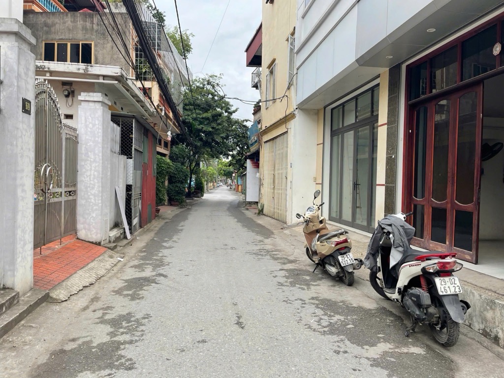 Bán nhà Lệ Mật | 13 tỷ | 51m2 | 4 tầng | Mặt tiền 4,5m