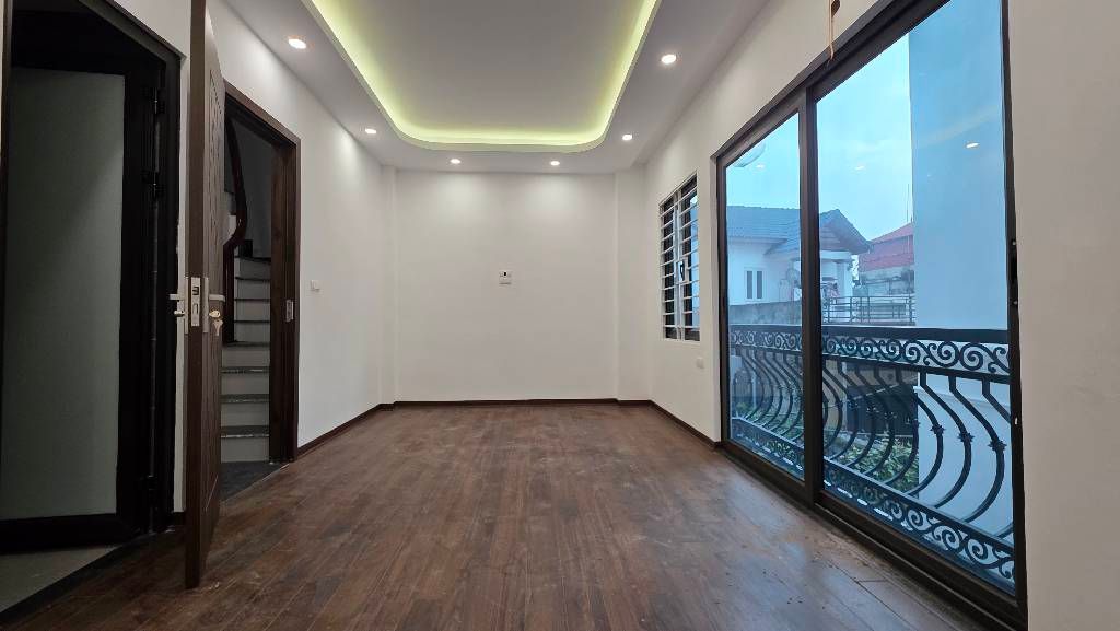Bán nhà Trường Lâm, Q. Long Biên - 30m2 | 6 tầng | Mặt tiền 5,5m x 52m | Giá 7,85 tỷ – 【Nhà đẹp, Đường thông, Trung tâm tiện ích Long Biên】 - Ảnh 5