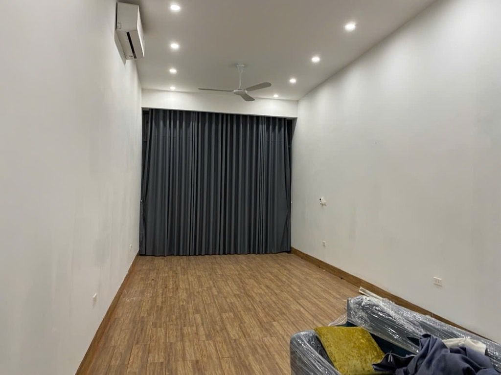 Bán nhà mặt phố Hoa Lâm - 110m2 | 3 tầng | 4m x 25m | Giá 24 tỷ - Q. Long Biên - Liên hệ 0982.497.846 - Nhà mới đẹp, Thiết kế hiện đại, Kinh doanh đỉnh, Gần Đường Ngô Gia Tự, Đường rộng 3 ôtô tránh, 1 mặt đường, 1 mặt ngõ - Ảnh 4