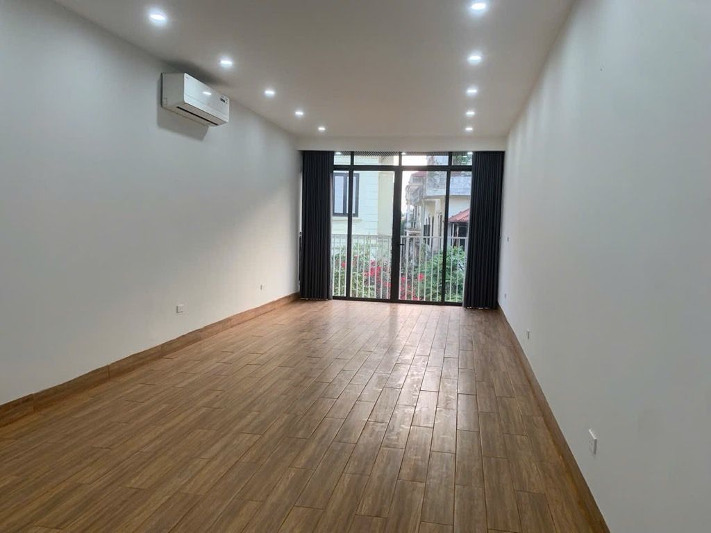 Bán nhà mặt phố Hoa Lâm - 110m2 | 3 tầng | 4m x 25m | Giá 24 tỷ - Q. Long Biên - Liên hệ 0982.497.846 - Nhà mới đẹp, Thiết kế hiện đại, Kinh doanh đỉnh, Gần Đường Ngô Gia Tự, Đường rộng 3 ôtô tránh, 1 mặt đường, 1 mặt ngõ - Ảnh 8